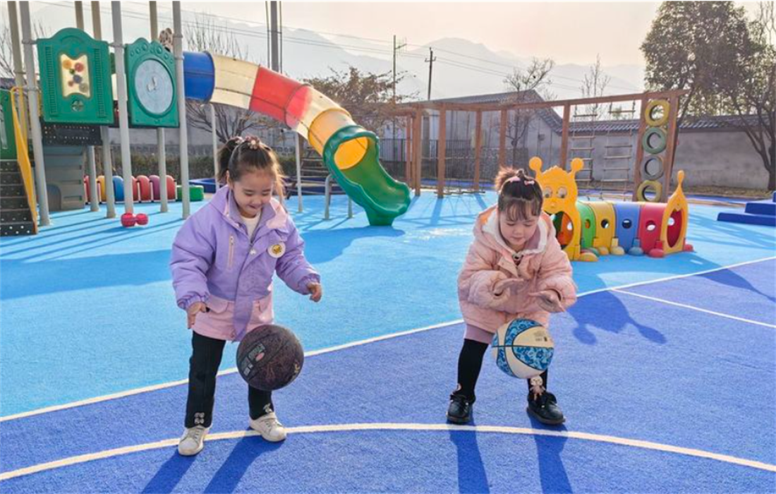 幼兒園場地設(shè)計，多利隆幼兒園專用地彈坪