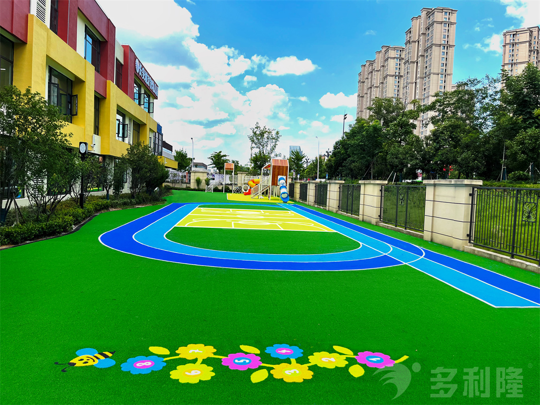 幼兒園戶外場(chǎng)地設(shè)計(jì)，幼兒園專用地彈坪